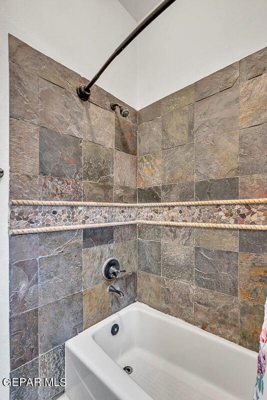 Building Photo - 6321 Franklin Trail Drive