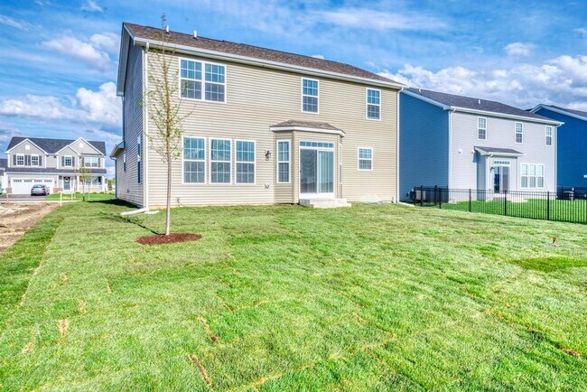 Building Photo - 15303 S Sawgrass Cir