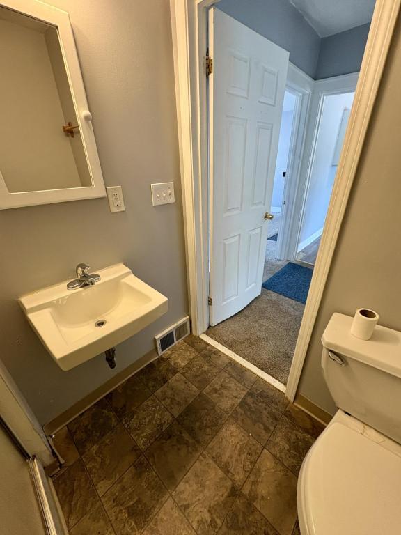 Building Photo - 16 N Richview Ave