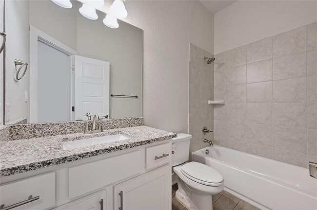 Building Photo - 428 Texon Dr