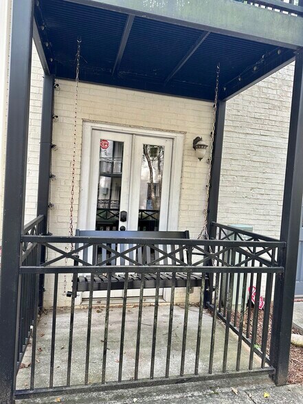 Building Photo - 4913 Park Rd