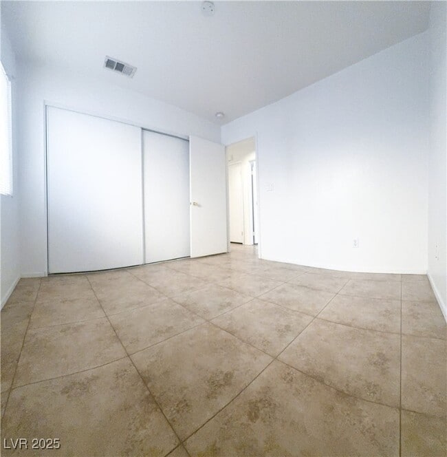 Building Photo - 4576 New Dupell Way