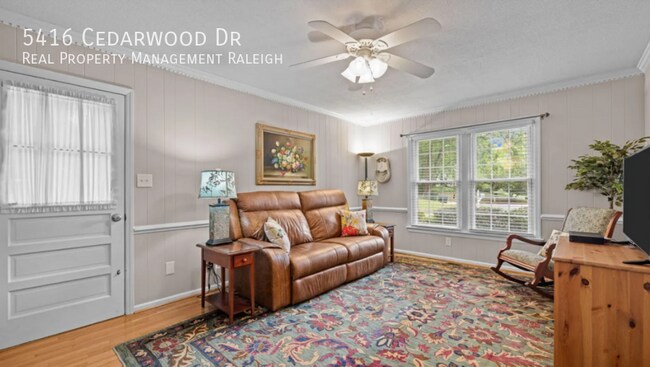Building Photo - 5416 Cedarwood Dr