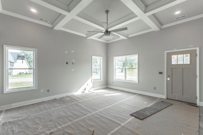 Building Photo - 5085 Oop Rd