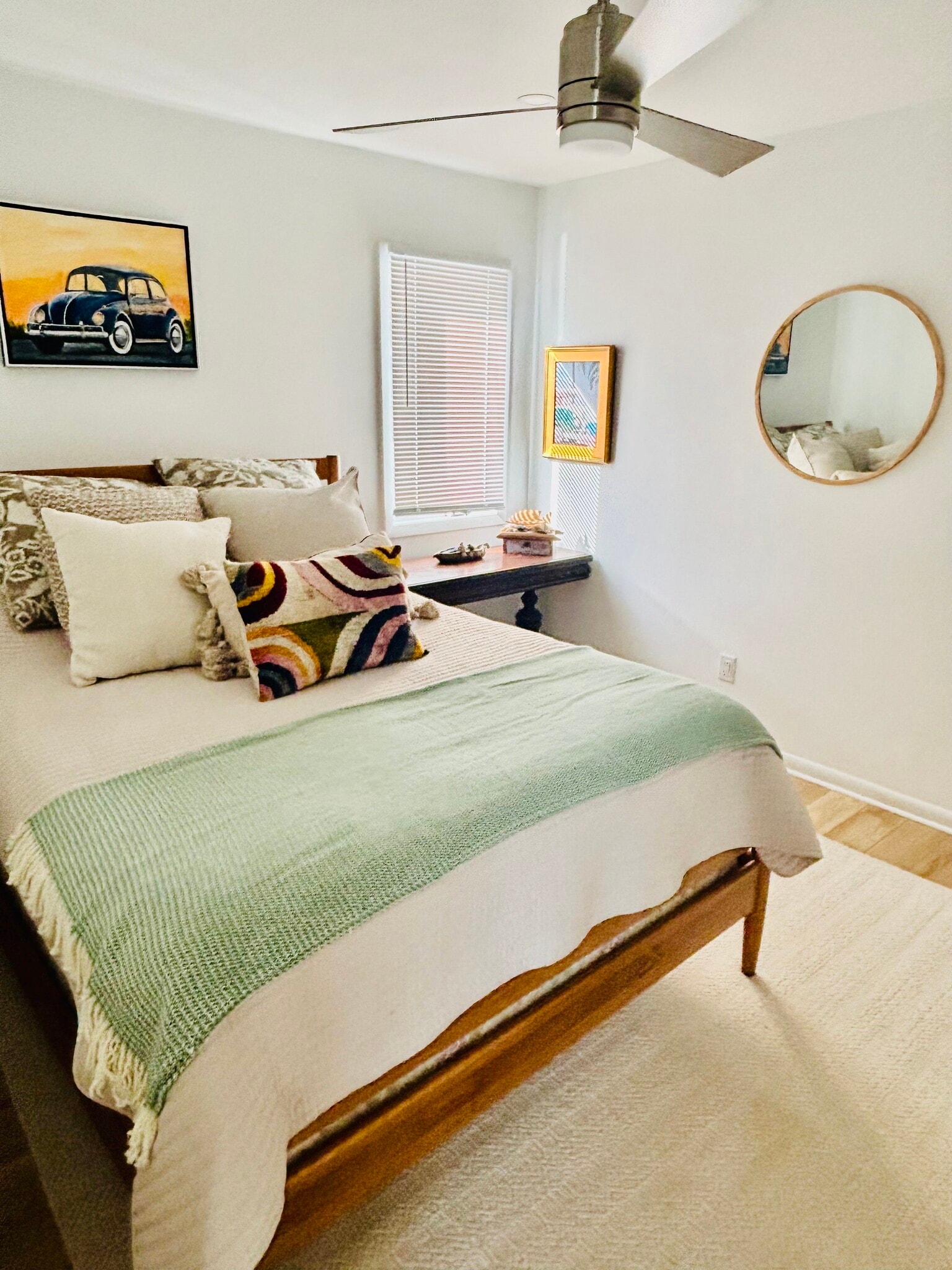 Building Photo - 3341 1st Ave