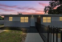 Building Photo - 3056 NW 78th St