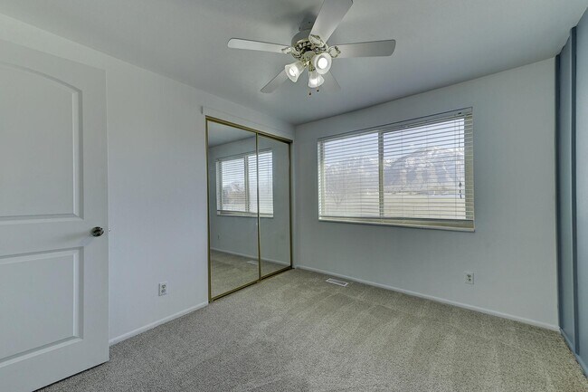 Building Photo - 440 S 1600 W St