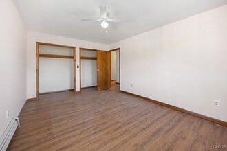 Building Photo - 1400 Brinkerhoff Hill Rd