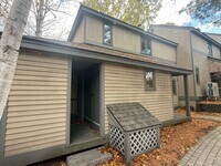 Building Photo - WINTER RENTAL - Cozy Condo in Gilford