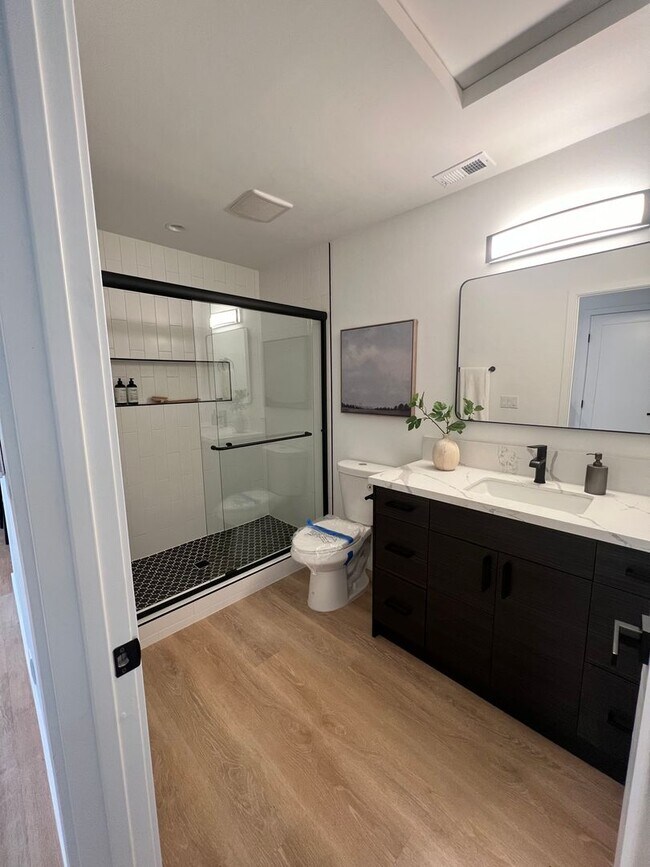 Building Photo - Remington