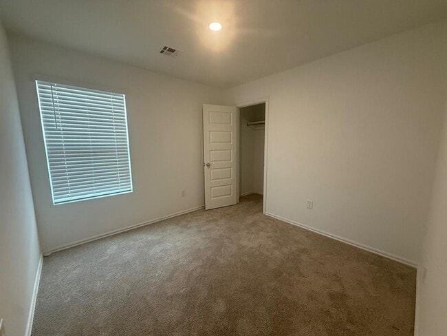 Building Photo - 16213 Maroon Dr