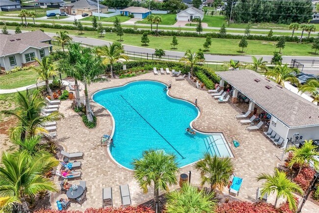 Building Photo - 421 Coral Reef Pl