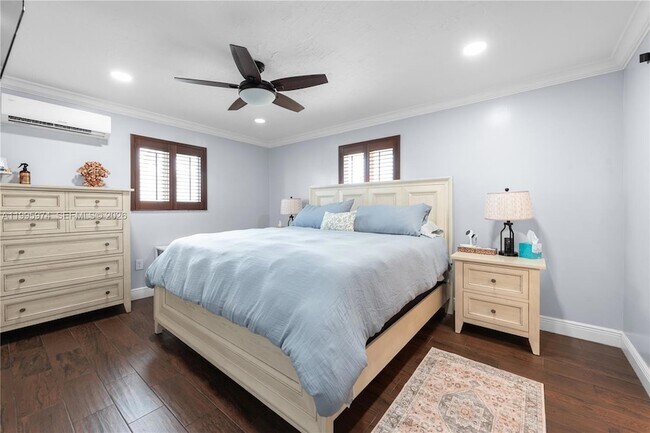 Building Photo - 670 NW 16th St