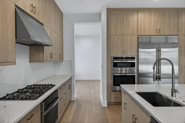 Building Photo - 9361 Sunflower Mdw Rd