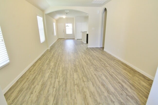 Building Photo - 13150 Ingram Gap Ln