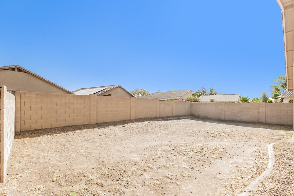 Building Photo - 13324 W Maui Ln