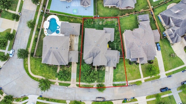 Building Photo - 2895 Ragusa Ln
