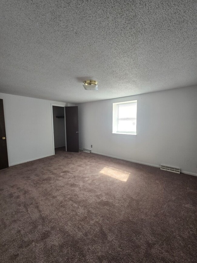 Building Photo - 4319 Ludwick Blvd