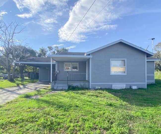 Building Photo - 830 N Combee Rd