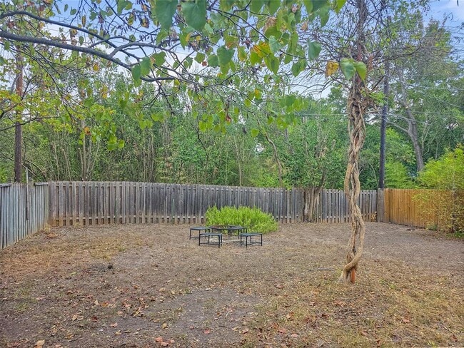 Building Photo - 306 Lightsey Rd
