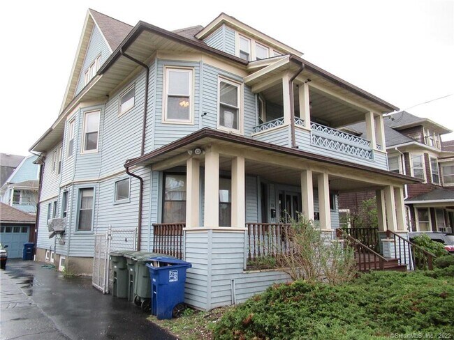 Building Photo - 55 Eaton St