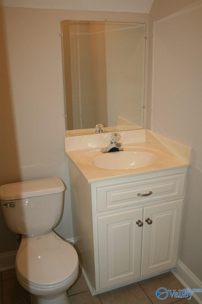 Building Photo - 5361 Bay Village Dr