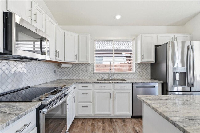 Building Photo - 4414 E Villa Rita Dr
