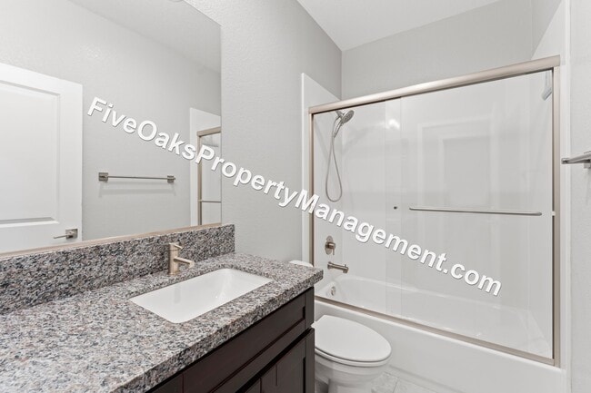 Building Photo - 571 Willow Ridge Ct