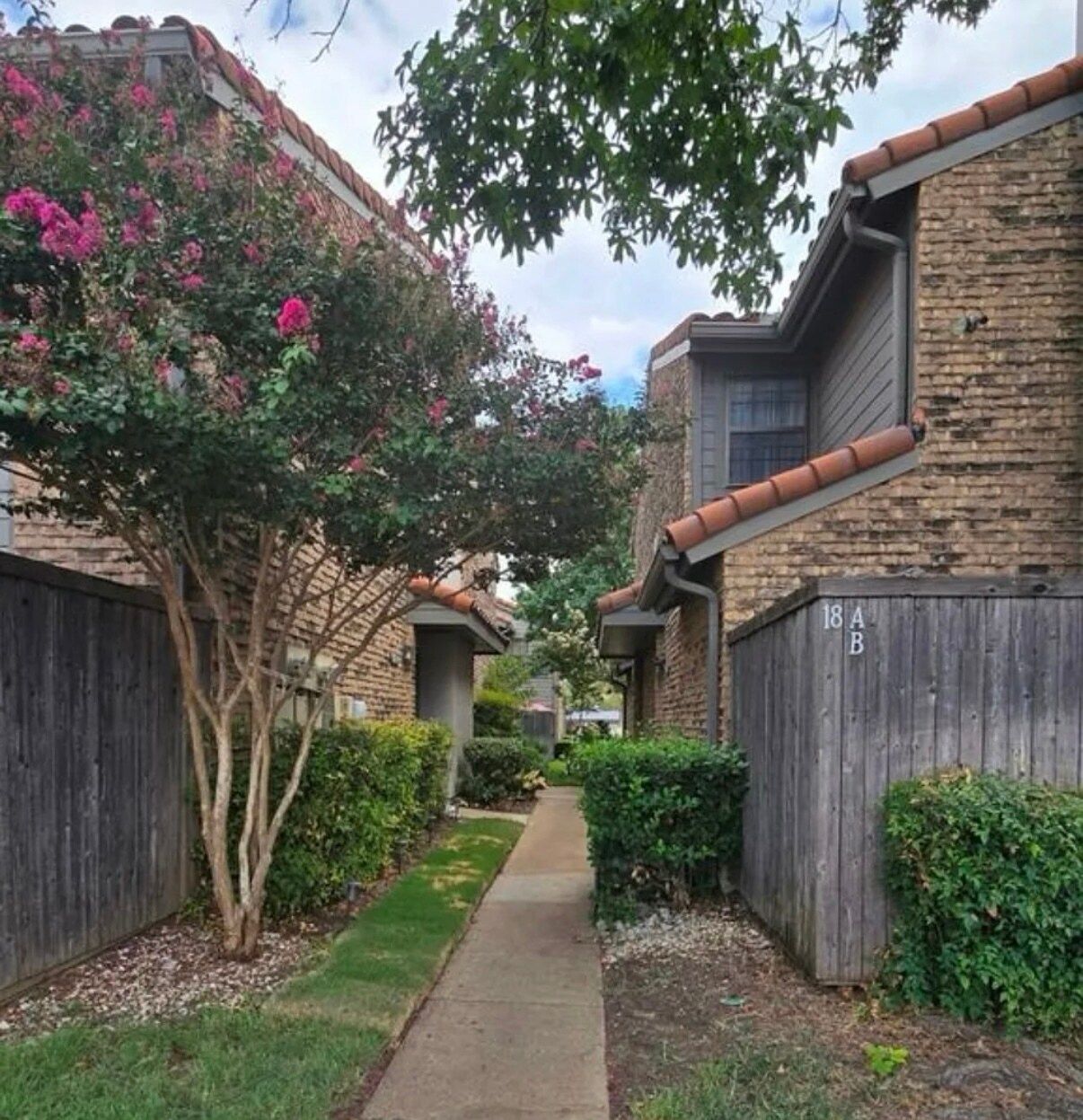 Building Photo - 14800 Enterprise Dr