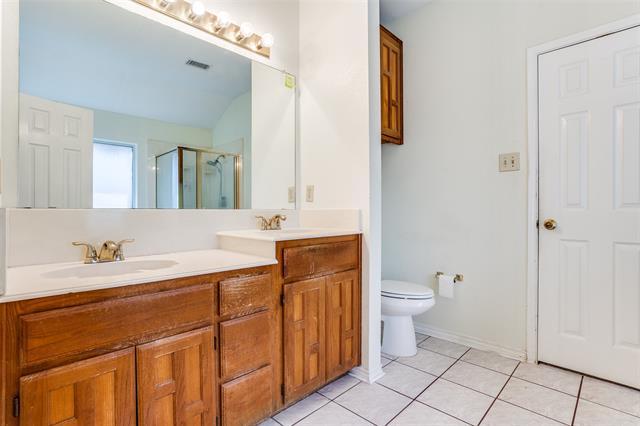 Building Photo - 2511 Thistle Ln