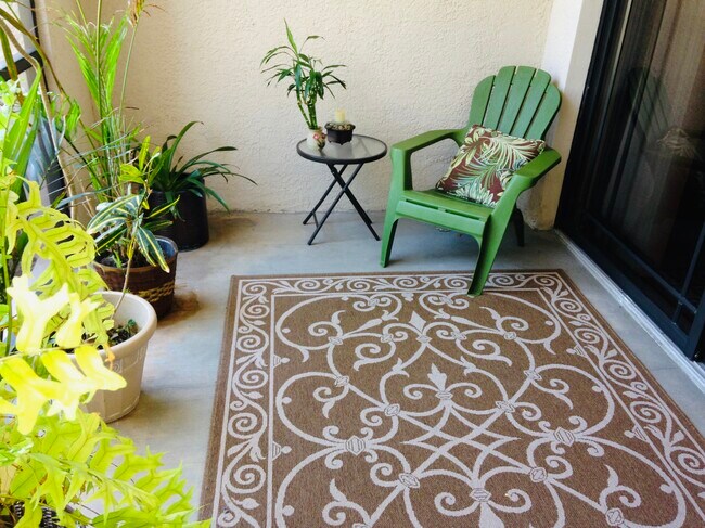 Building Photo - 3022 Alcazar Pl