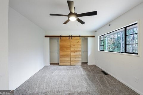 Building Photo - 2562 Farley St