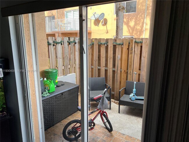 Building Photo - 14911 SW 80th St