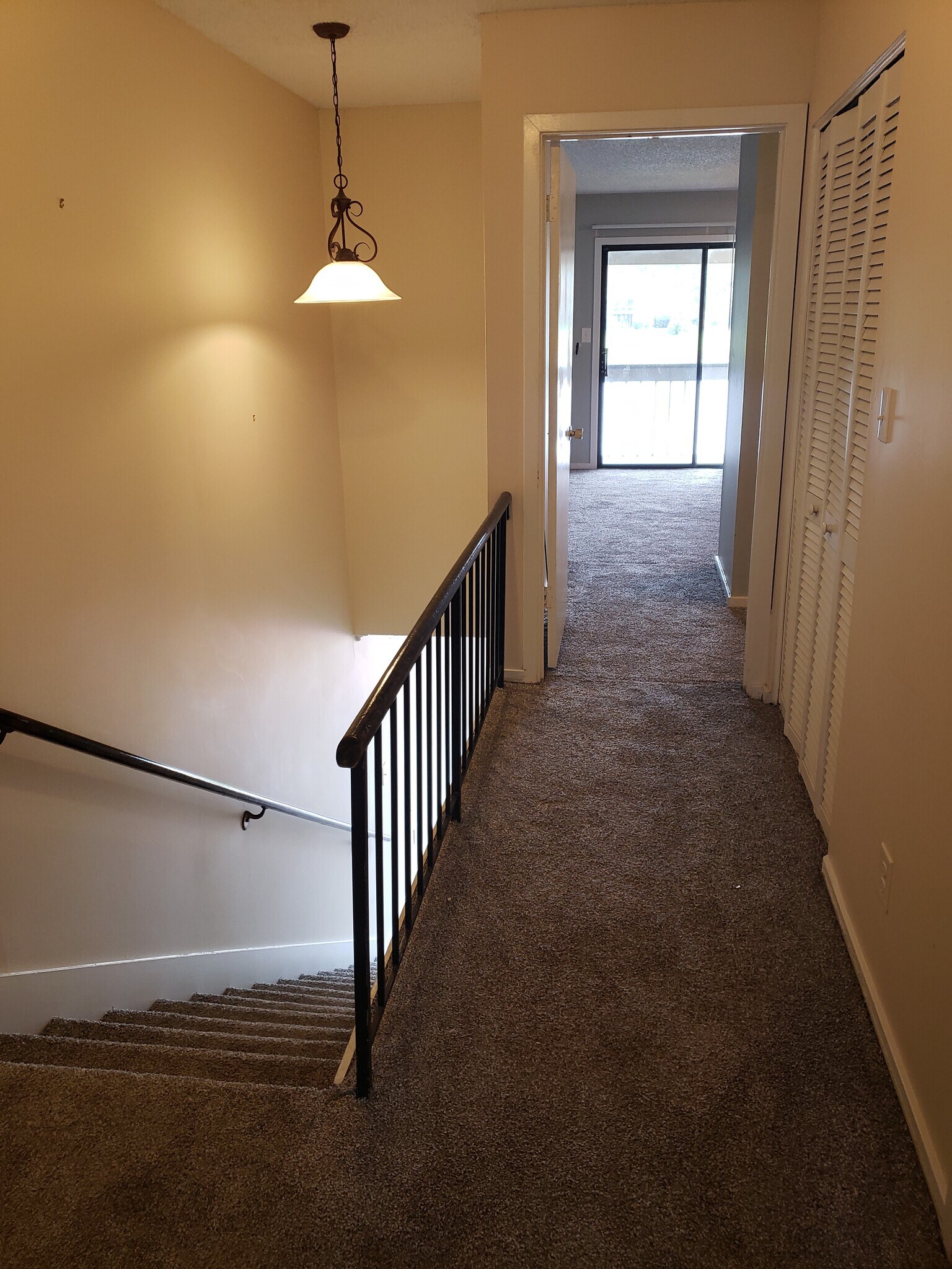 Building Photo - 7859 La Sierra Ct