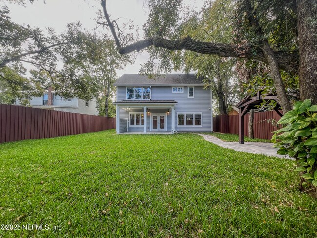 Building Photo - 4325 Appleton Ave