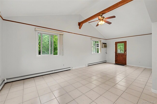 Building Photo - 568 Manville Rd