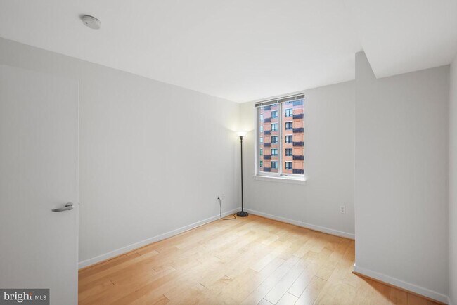 Building Photo - 1000 New Jersey Ave SE