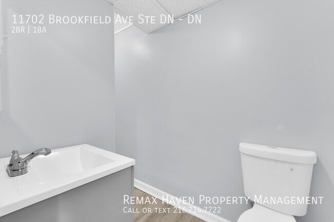Building Photo - 11702 Brookfield Ave