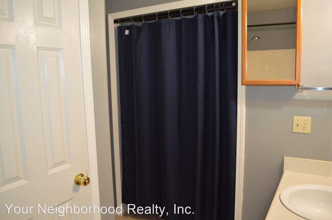 Building Photo - 1 br, 1 bath House - 122 Whalen Ave. #22