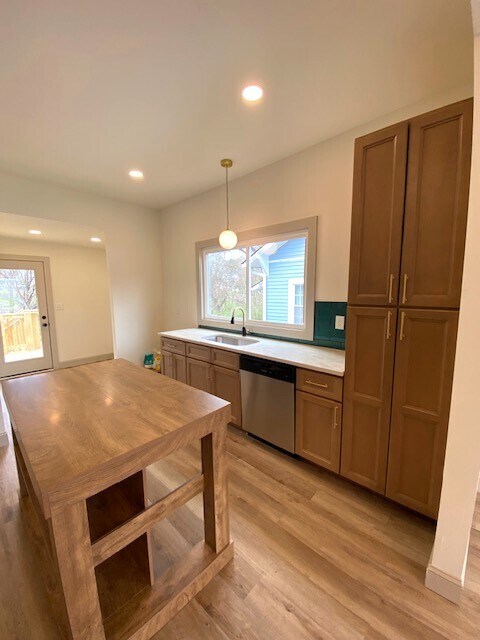 Building Photo - 2019 Nadine St