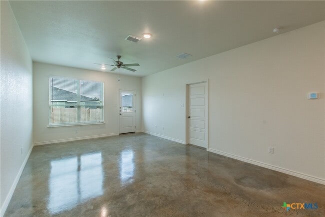 Building Photo - 3901 Sugar Hackberry Trl