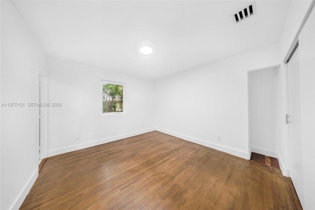 Building Photo - 250 NW 98th St