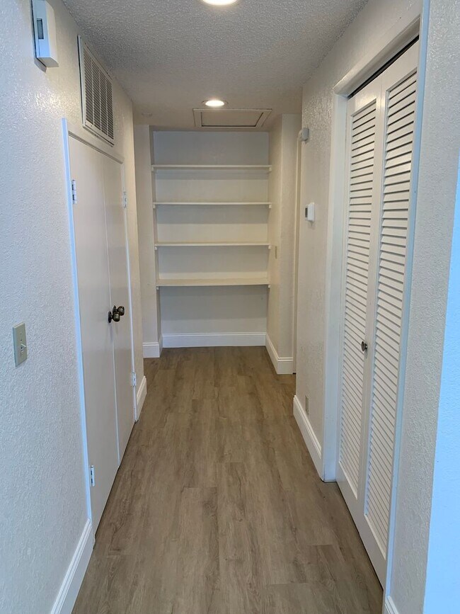 Building Photo - 2BD / 2BA Condo in Cedar Creek