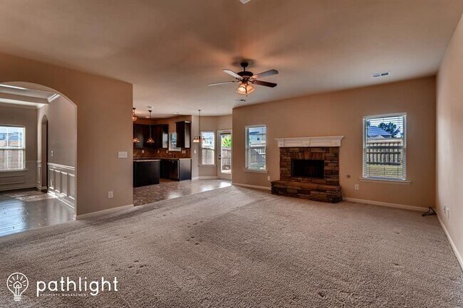 Building Photo - 135 Lindsey Terrace