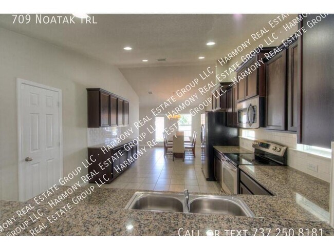 Building Photo - 709 Noatak Trail