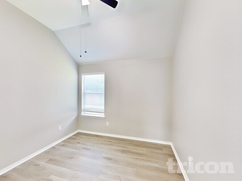 Building Photo - 1000 Trinidad Dr