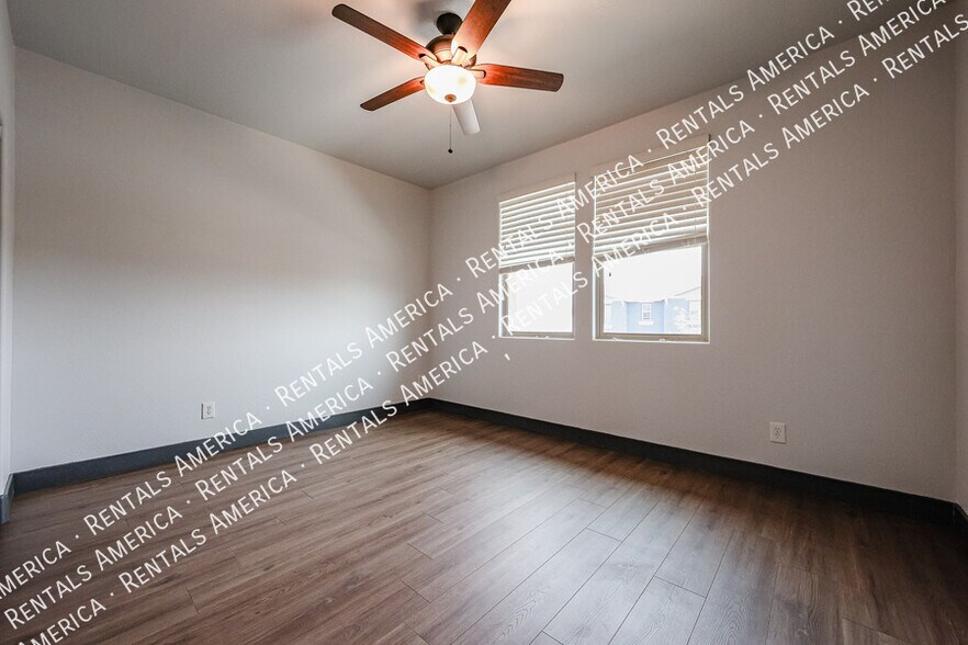 Building Photo - 9862 E Ignition Dr