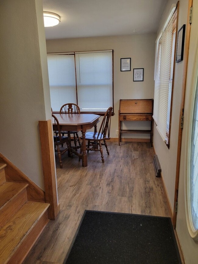 Building Photo - Single Family Home