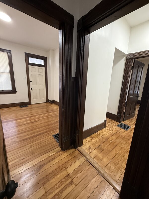 Building Photo - 187-189 E Whittier St