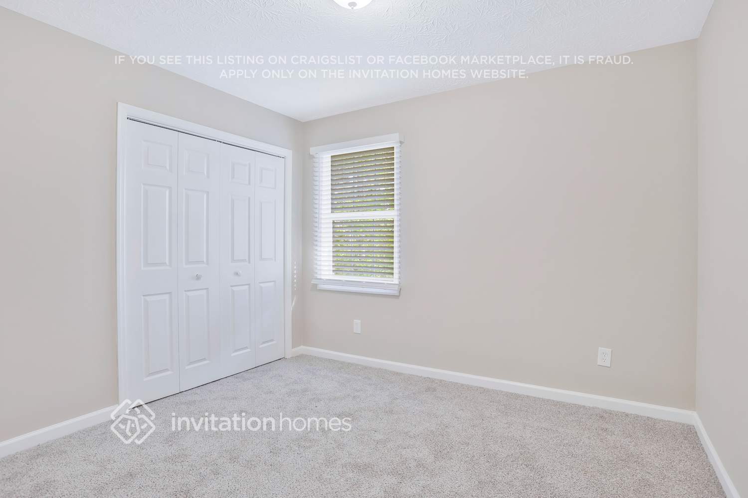 Building Photo - 612 Lone Oak Ct